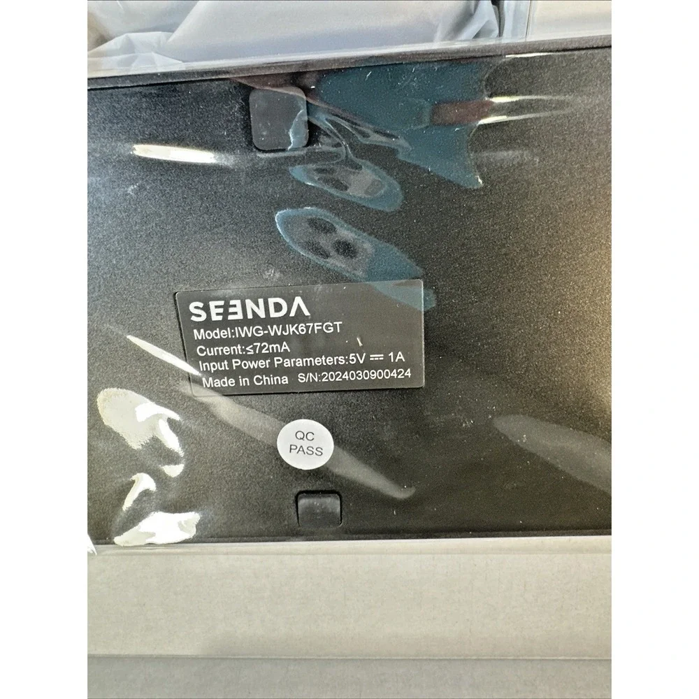 Seenda Backlit Wireless Keyboard and Mouse Combo IWG-WJK67FGT - Brand New In Box